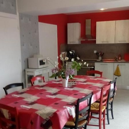Maison En Pierre De Pays Ségrie المظهر الخارجي الصورة