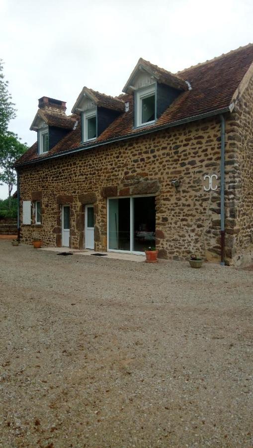 Maison En Pierre De Pays Ségrie المظهر الخارجي الصورة